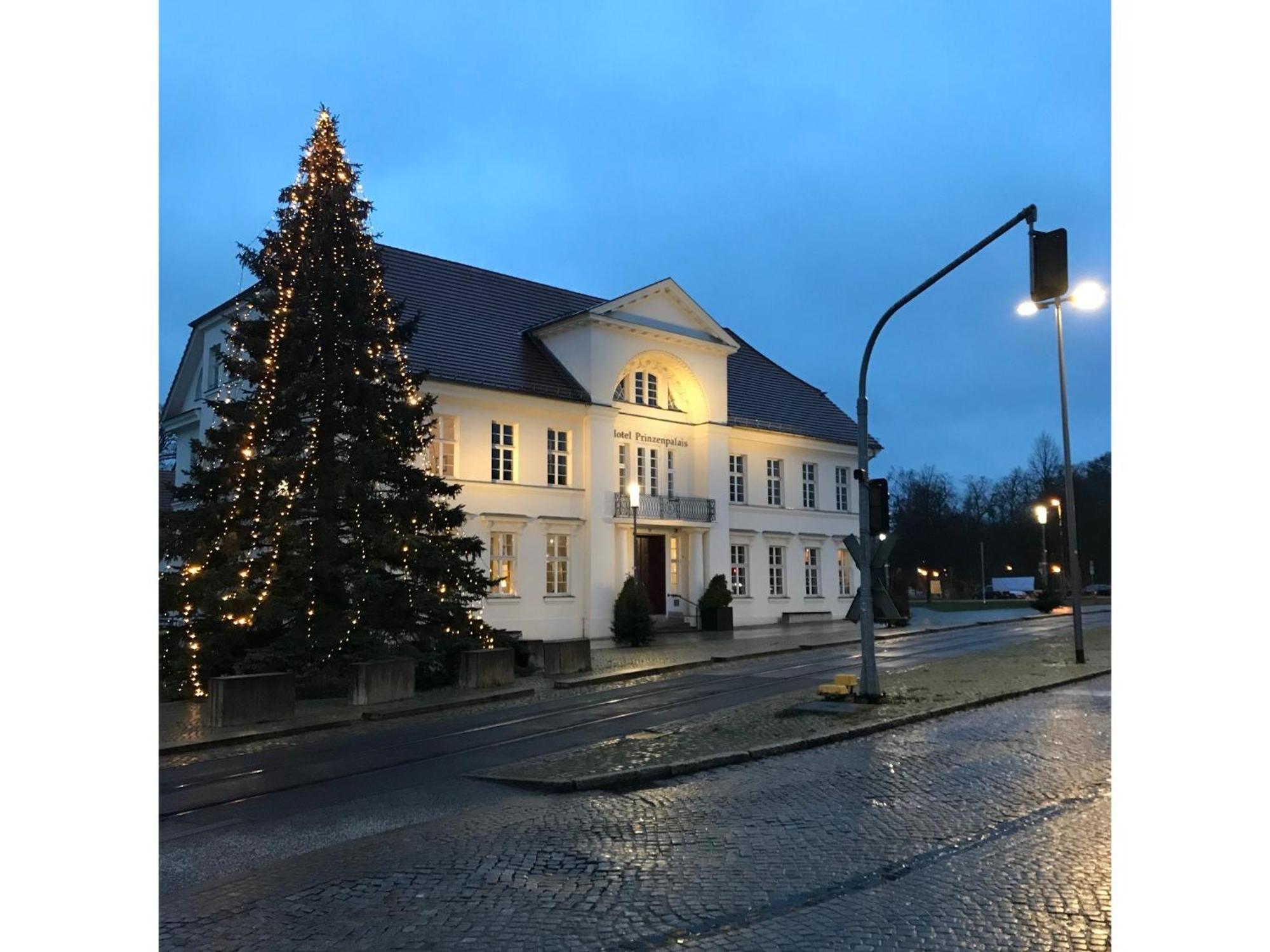 Prinzenpalais 4*